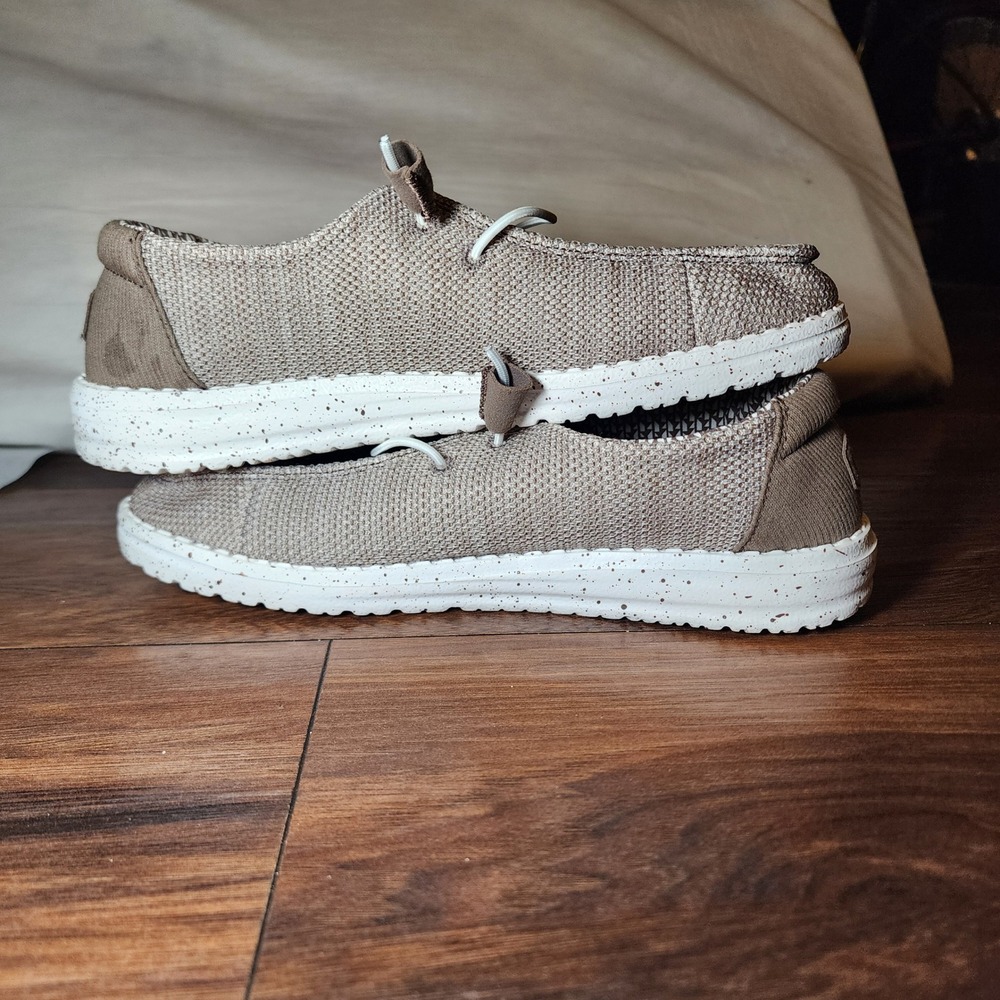 Hey Dude Wendy Stretch Sox Wide Women 9 Walnut Excellent Knit Loafers 44036-267